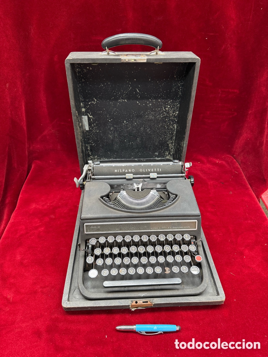 Antig&uuml;edades: Antigua maquina de escribir,Hispano Olivetti!studio 46