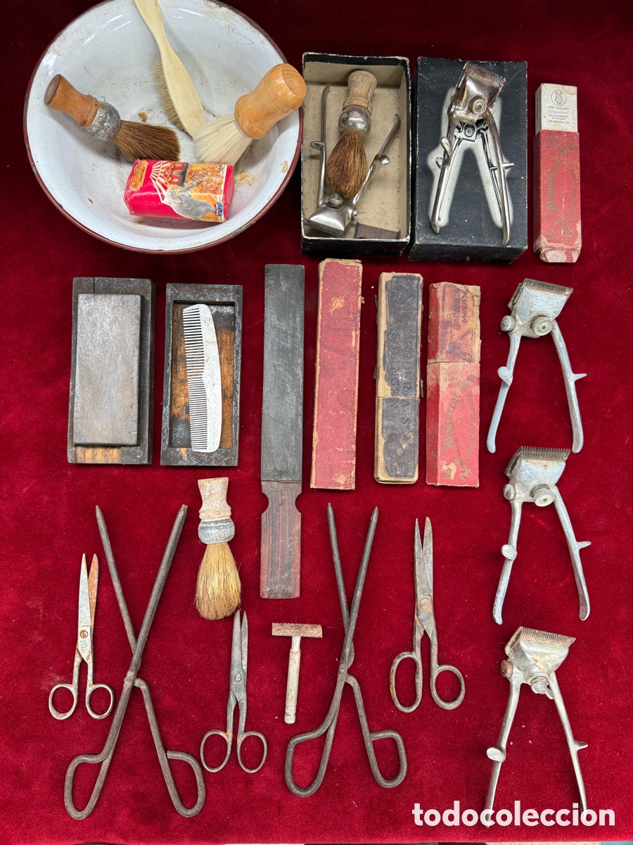 Antig&uuml;edades: Gran lote de material de barberia antiguo!