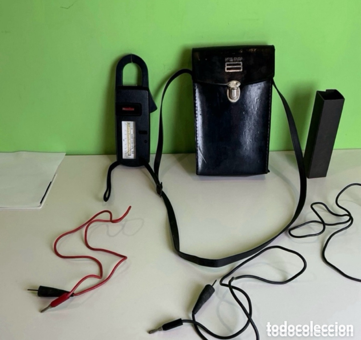 Antig&uuml;edades: pinza amperim&eacute;trica anal&oacute;gica Kyoritsu Kew Snap 8, modelo 2803. Muy buen estado y funcionamiento.