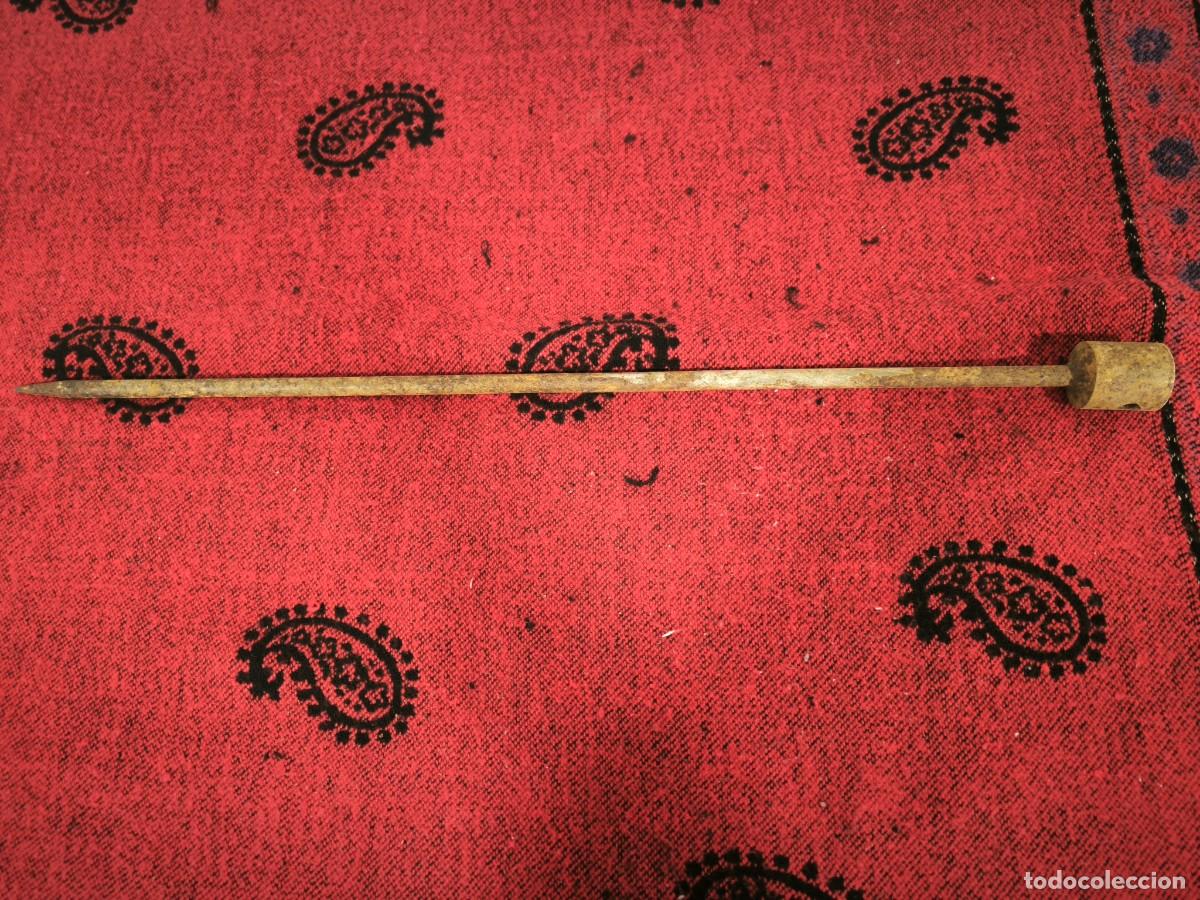 Antig&uuml;edades: Pincho De Hierro Antiguo 60 Cm &ndash; Herramienta Tradicional Forjada Con Car&aacute;cter