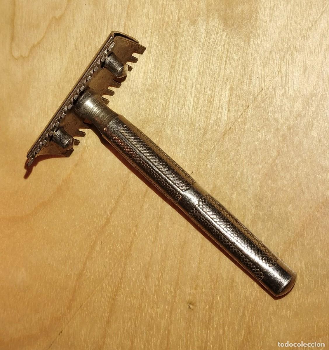 Antig&uuml;edades: ANTIGUA MAQUINILLA DE AFEITAR