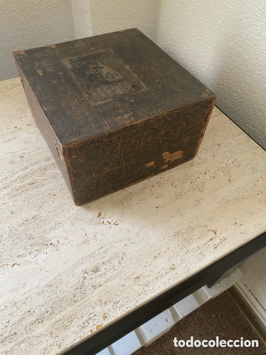 Antig&uuml;edades: Linterna en caja original y 8 cristales - Foto 10