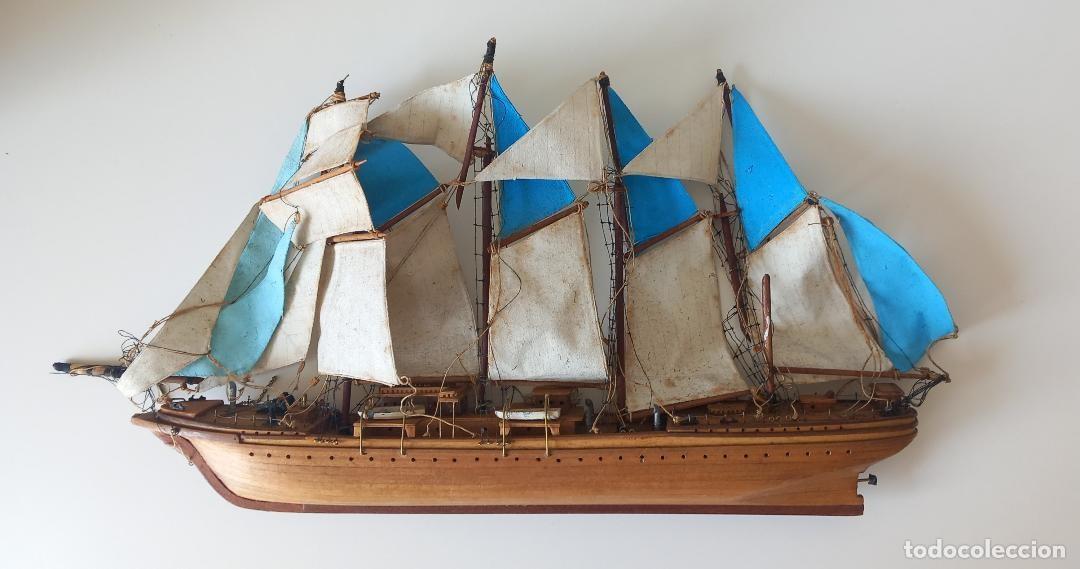 Antig&uuml;edades: MAQUETA DE BARCO DE MADERA PARA RESTAURAR. - Foto 2