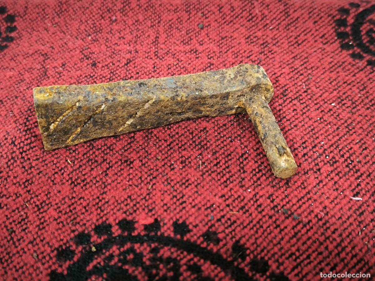 Oggetti Antichi: Pieza de Bisagra Antigua De Hierro 11 Cm &ndash; Pieza De Herraje Principios Siglo XX