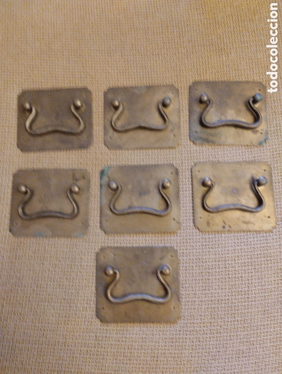 Antig&uuml;edades: Lote tiradores laton antiguos