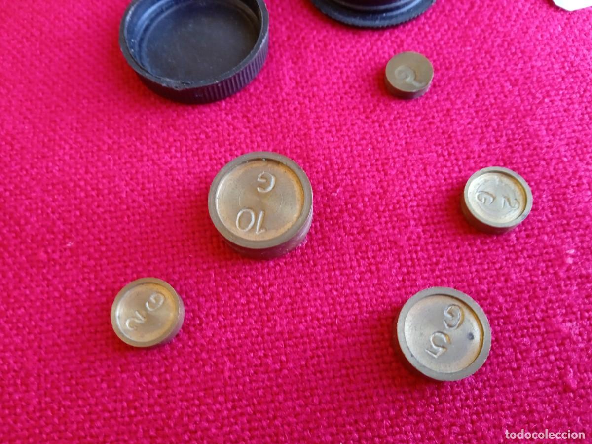 Antig&uuml;edades: Estuche de balanza de precisi&oacute;n con pesas ponderales - Foto 4