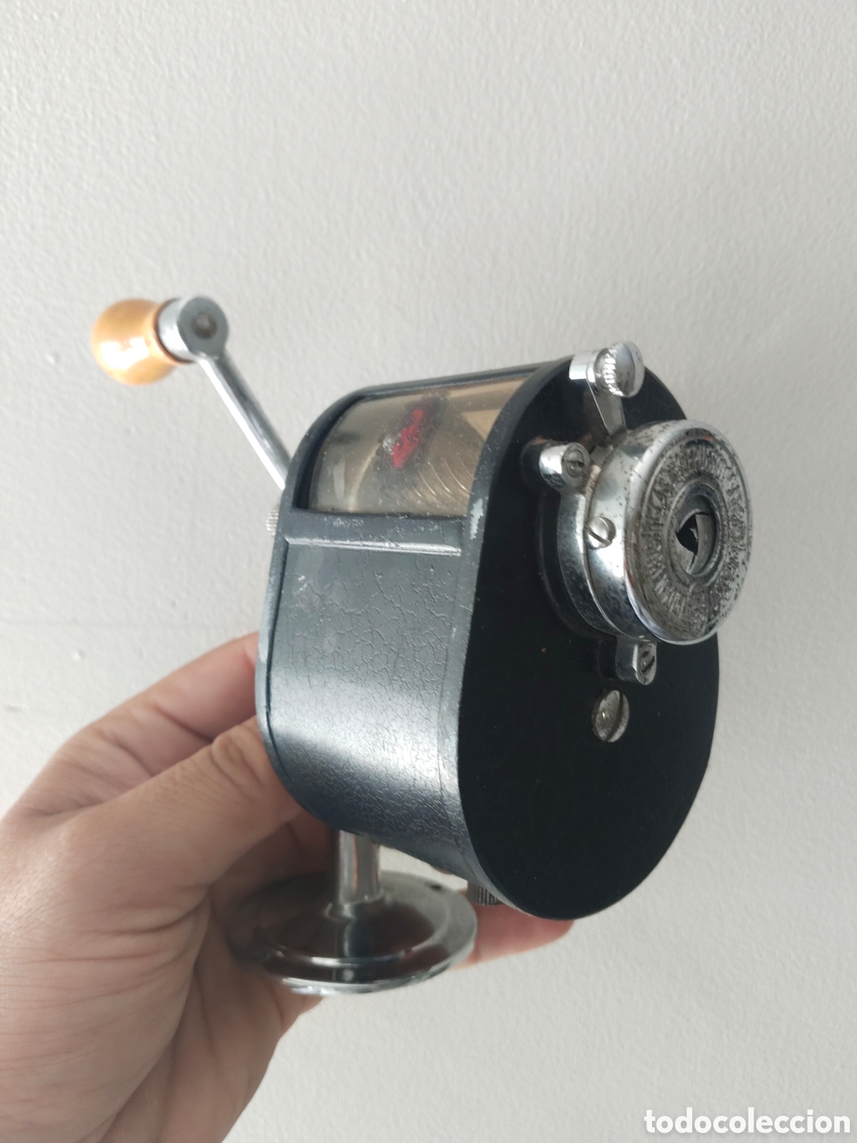 Antig&uuml;edades: SACAPUNTAS EL CASCO RODILLOS EIBAR FUNCIONANDO