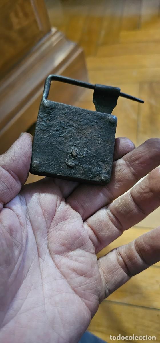 Antig&uuml;edades: Preciosa cerradura de forja - Foto 4