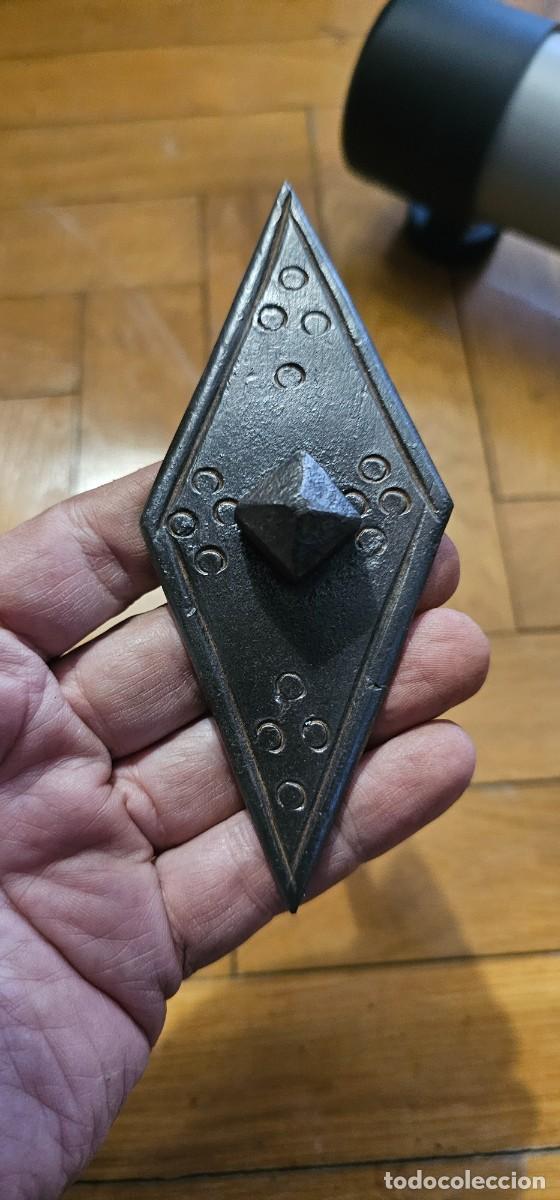 Antig&uuml;edades: Bonito clavo forja XVI XVIII