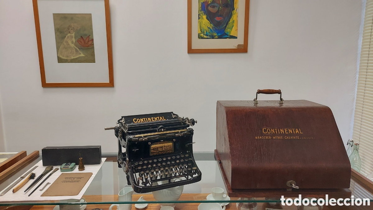 Antig&uuml;edades: M&aacute;quina de escribir Continental a&ntilde;o 1922 edici&oacute;n espa&ntilde;ola