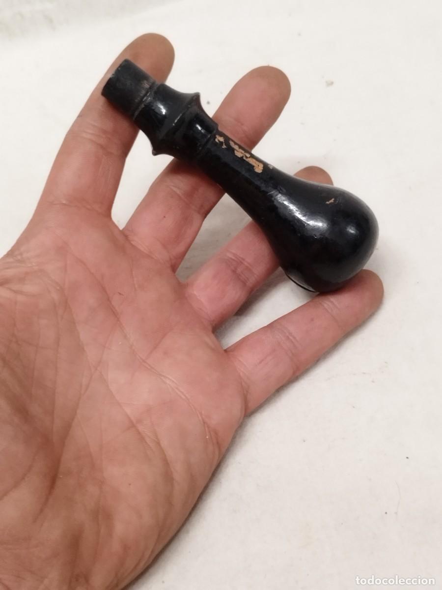 Antiquit&auml;ten: Antiguo mango de madera de sello de imprenta o de herramienta. Con chapa marcaje a identificar.