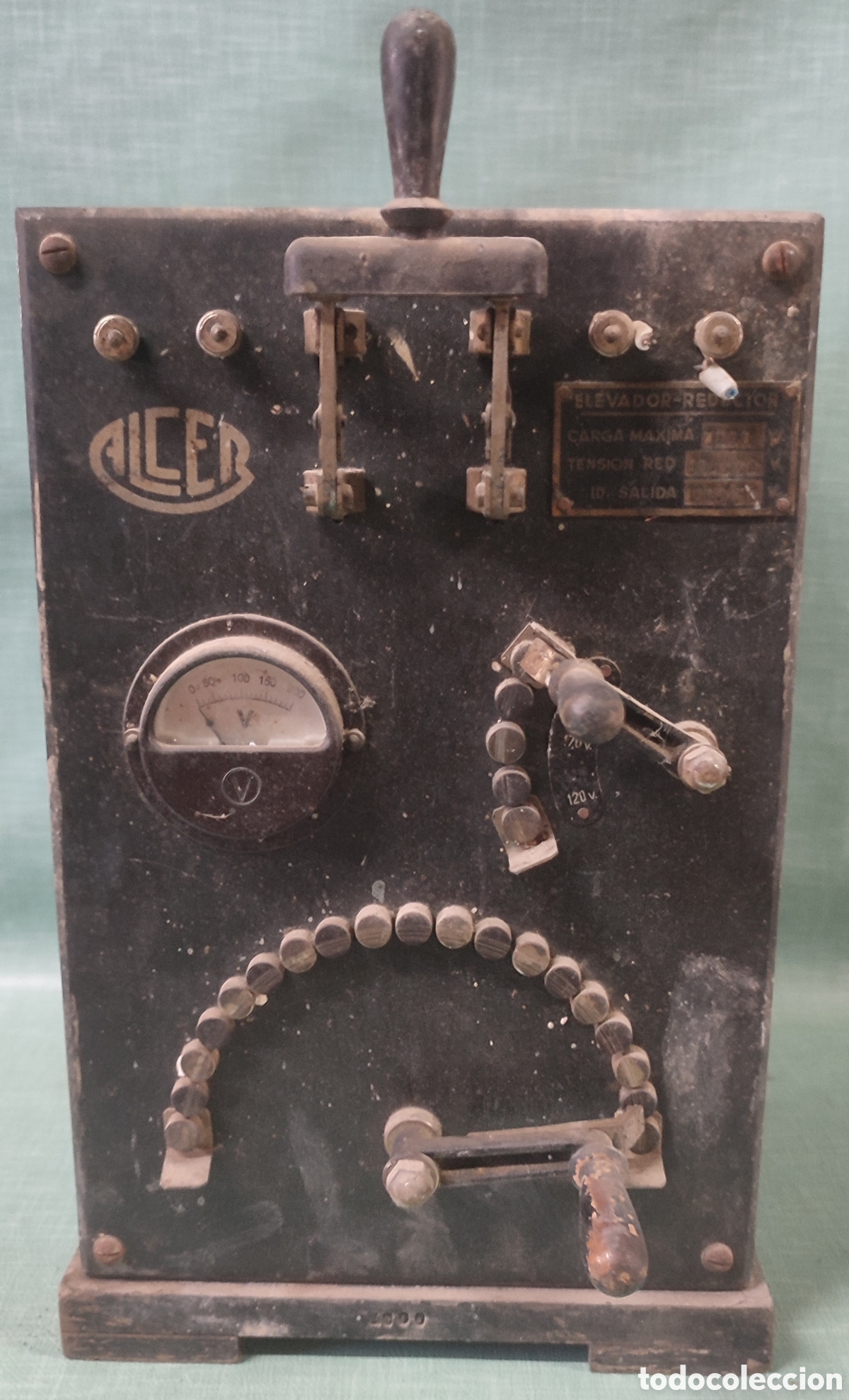 Antig&uuml;edades: Antiguo elevador reductor Alcer, volt&iacute;metro. Muy bonito para limpiar y restaurar