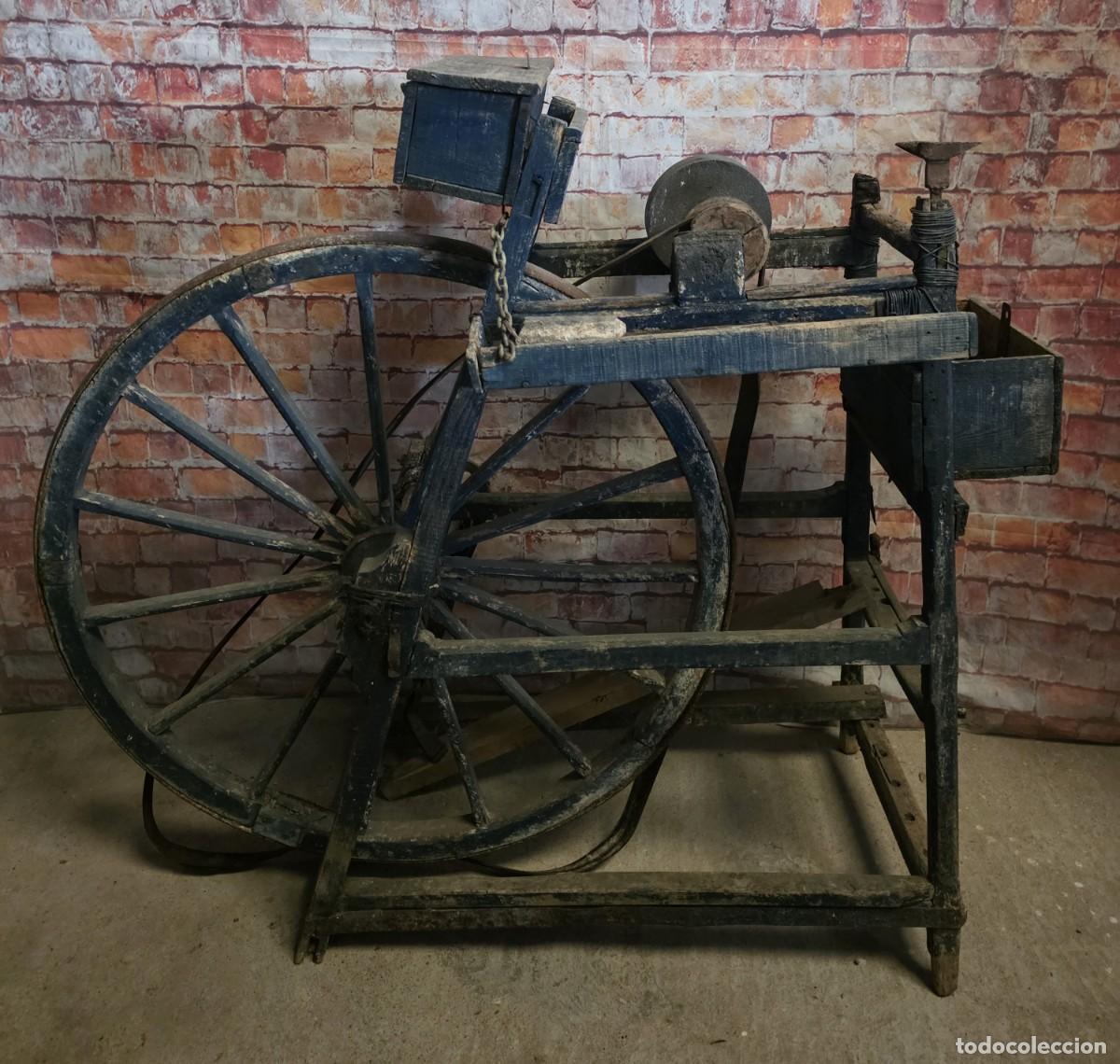 Antig&uuml;edades: Rueda de afilar antigua o amoladora de pedal