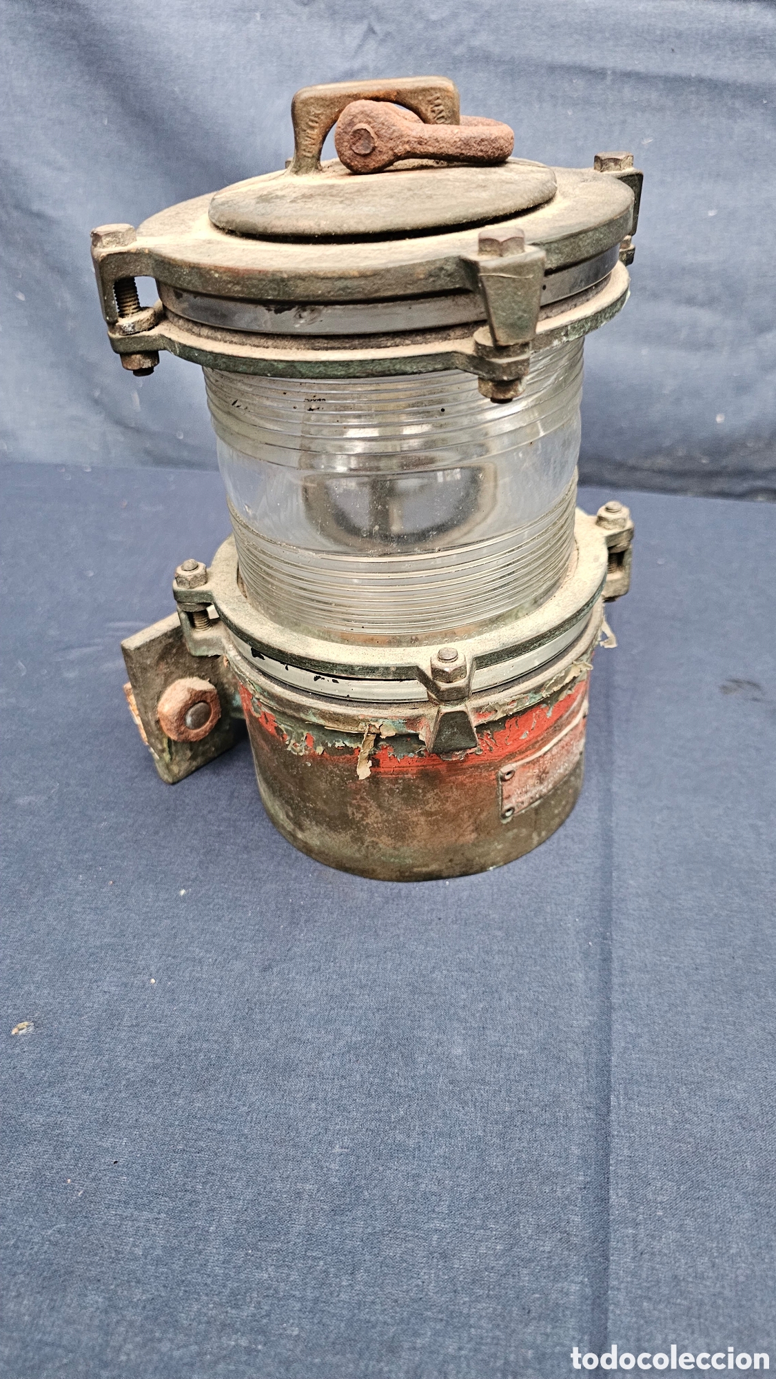 Antig&uuml;edades: Antiguo farol marinero de bronce