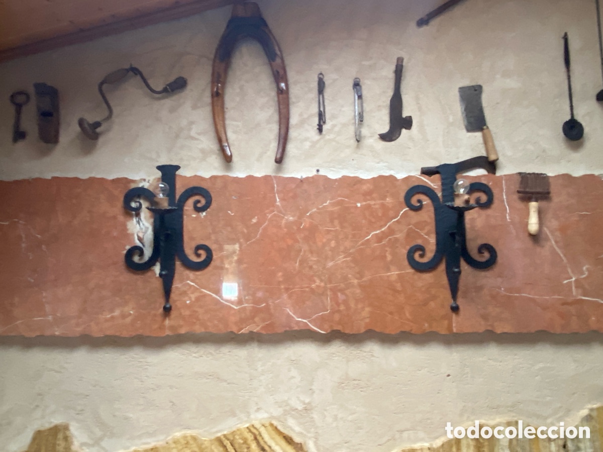 Antig&uuml;edades: Dos Apliques de forja para iluminaci&oacute;n - Foto 2