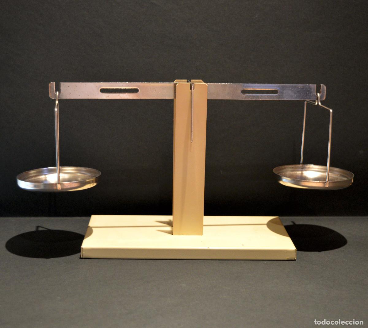 Antig&uuml;edades: ANTIGUA BALANZA ANAL&Iacute;TICA DE PRECISI&Oacute;N 1 KG