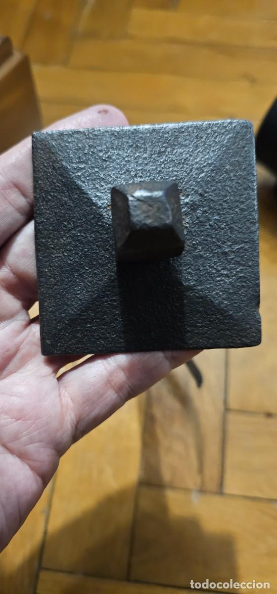 Antig&uuml;edades: Muy bonito Clavo forja XVI XVIII