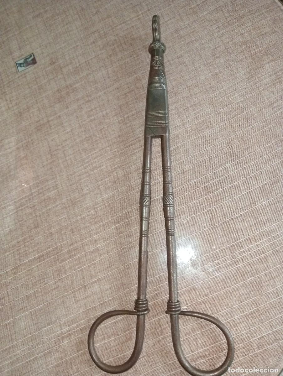 Antig&uuml;edades: Tenazas de forja muy elaboradas