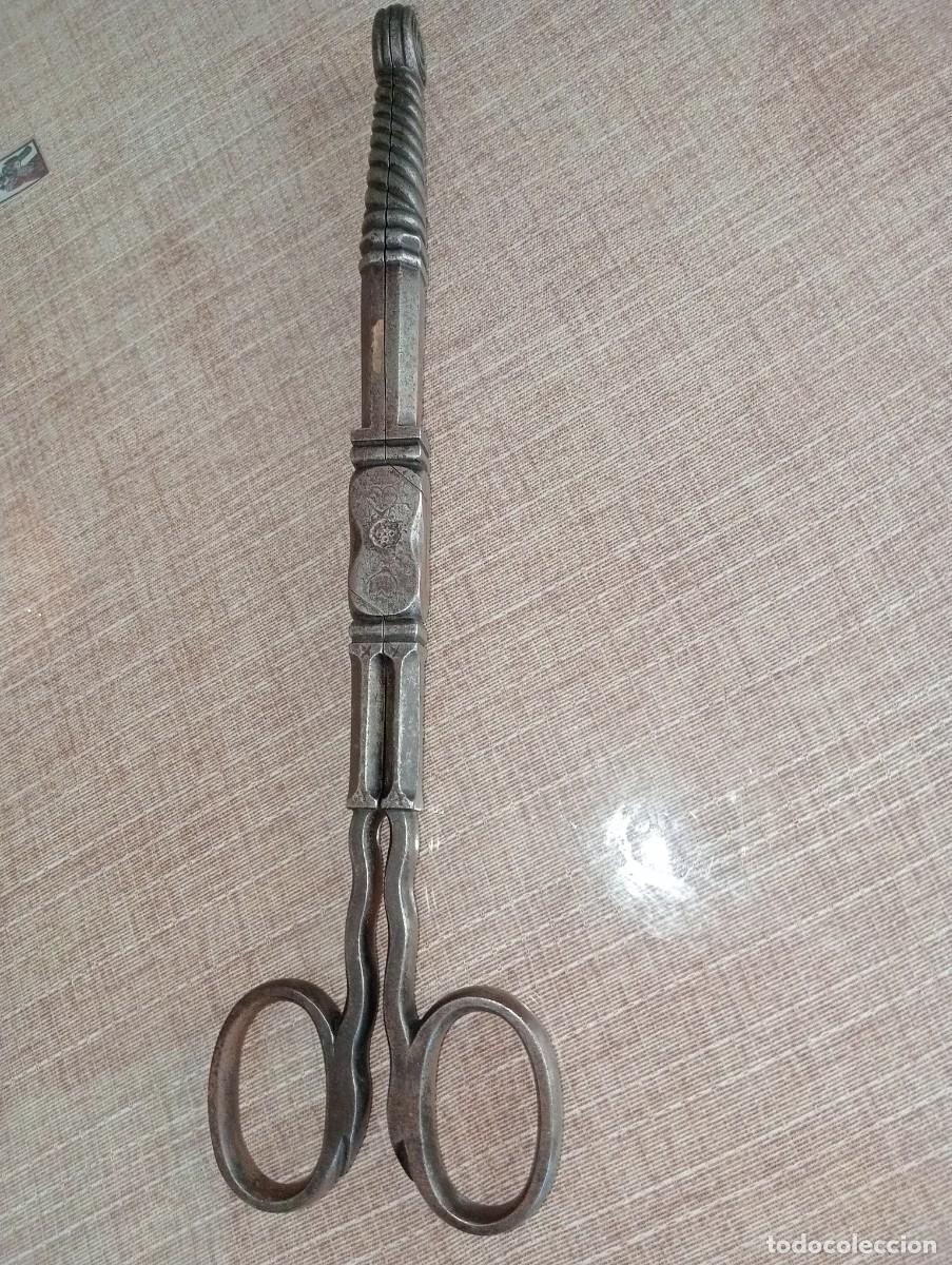 Antig&uuml;edades: Robustas tenazas decoradas