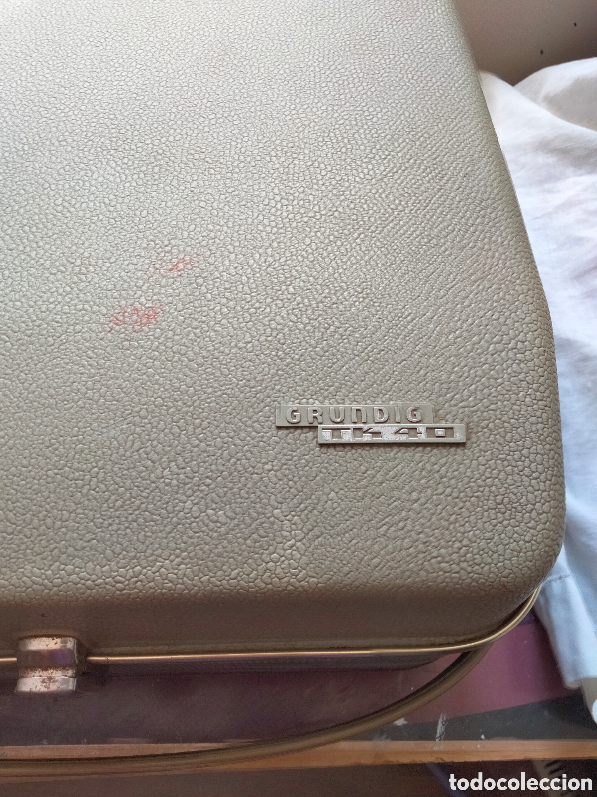 Antig&uuml;edades: Magnetofono Grundig TK40 con malet&iacute;n
