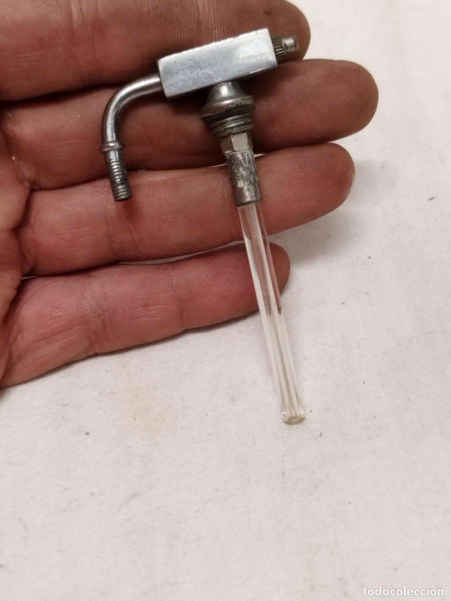 Antig&uuml;edades: Antiguo pieza tipo atomizador a identificar.