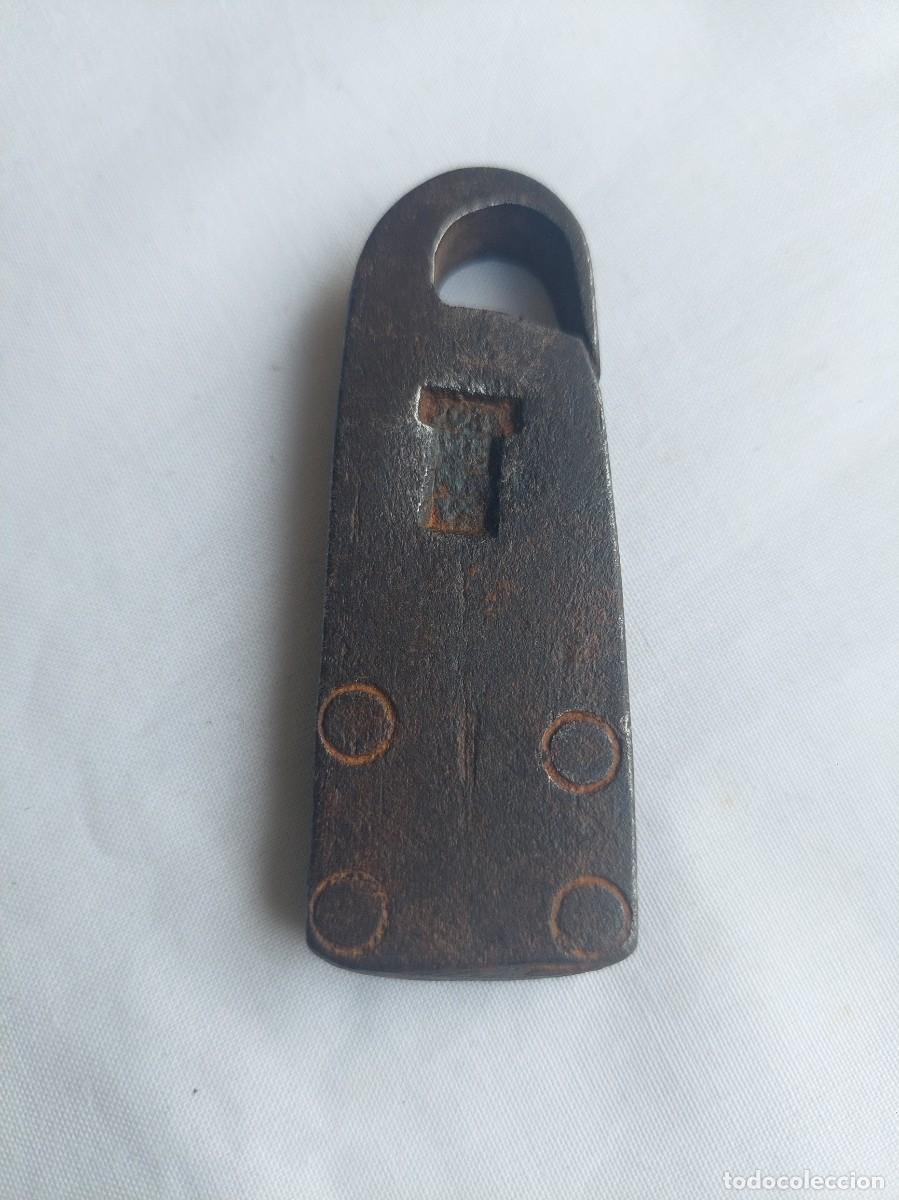 Antig&uuml;edades: pesa de 4 onzas valencia