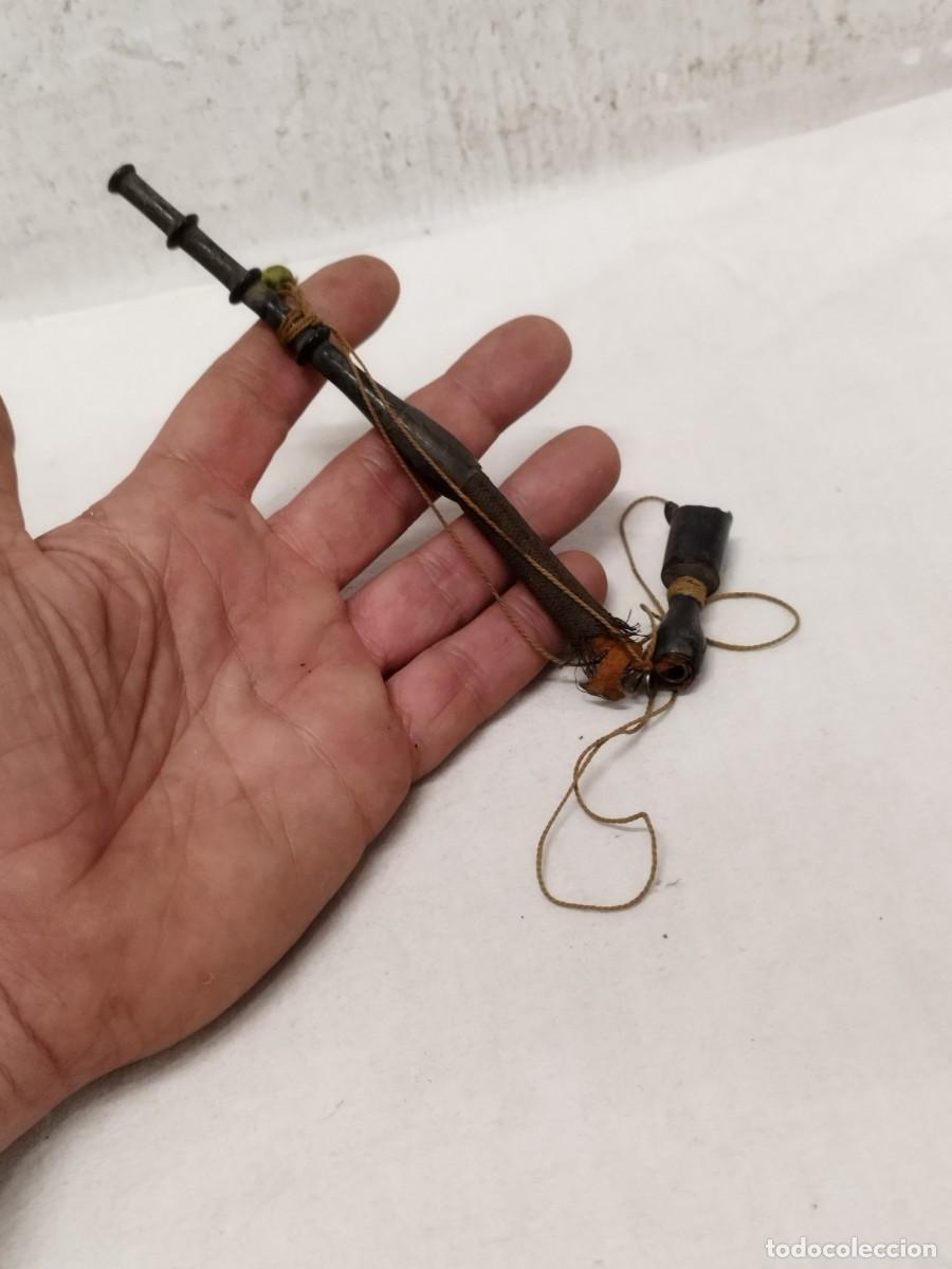 Antig&uuml;edades: Antigua boquilla de pipa de fumar a restaurar, a identificar.
