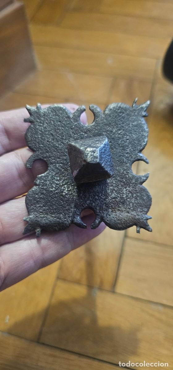 Antig&uuml;edades: Precioso clavo forja XVI XVIII