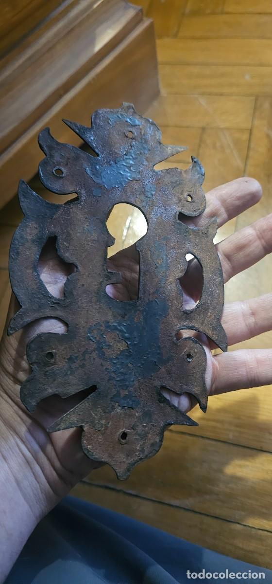 Antig&uuml;edades: Bocallave forja zoomorfo - Foto 4