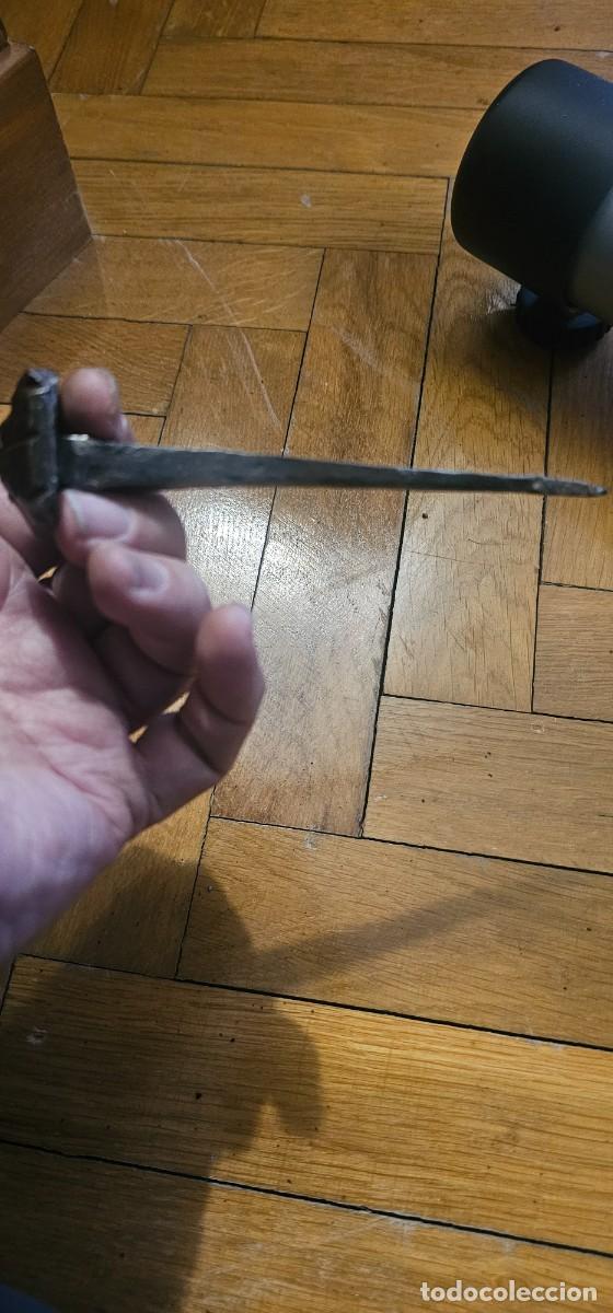 Antig&uuml;edades: Bocallave forja arca con clavos - Foto 3