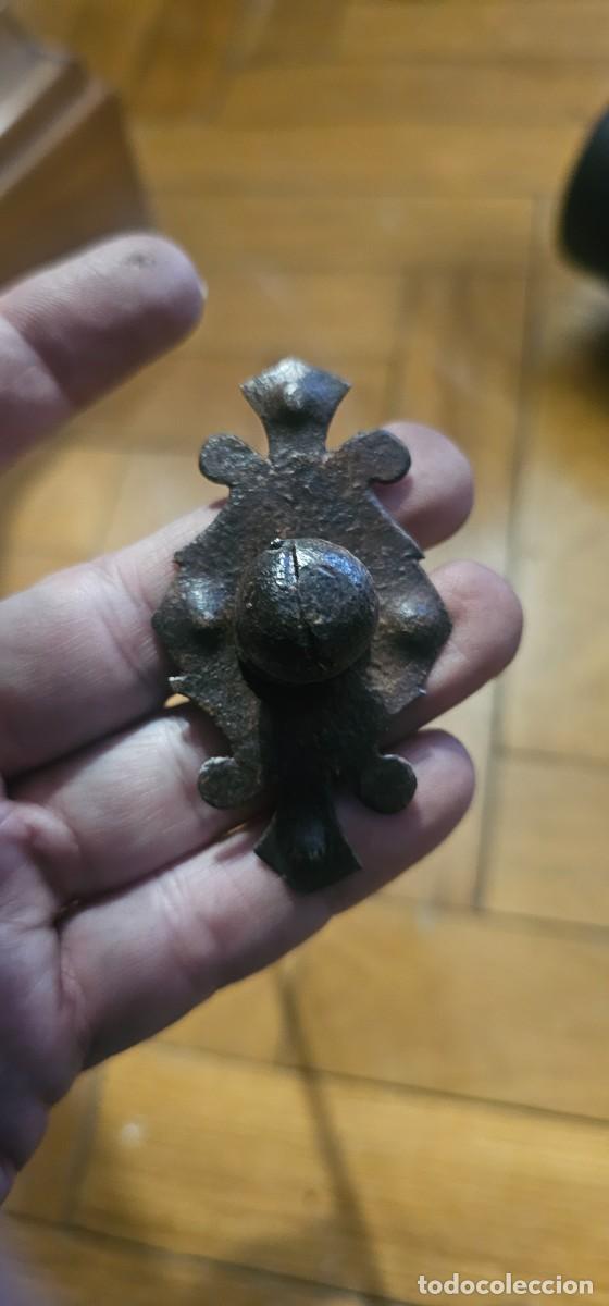 Antig&uuml;edades: Bocallave forja arca con clavos - Foto 1