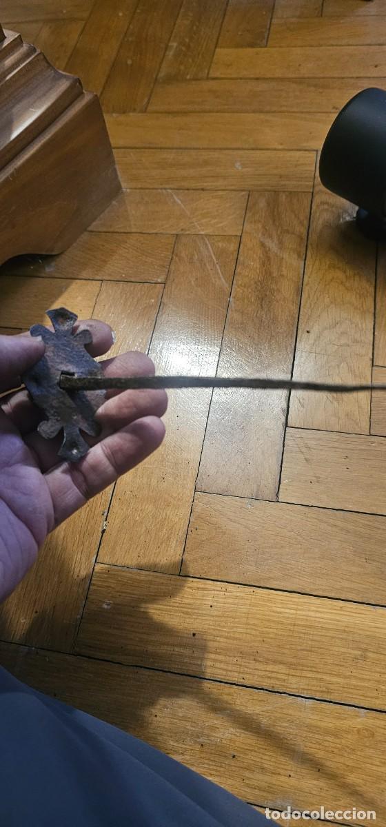 Antig&uuml;edades: Bocallave forja arca con clavos - Foto 4
