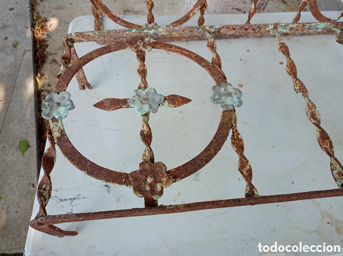 Antig&uuml;edades: BALC&Oacute;N DE HIERRO FORJADO. LOTE DE 2 - Foto 2