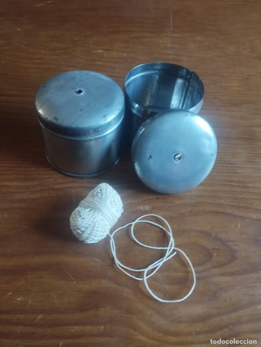 Antig&uuml;edades: Portahilos o dispensadores de cordel vintage, fabricados en lat&oacute;n.