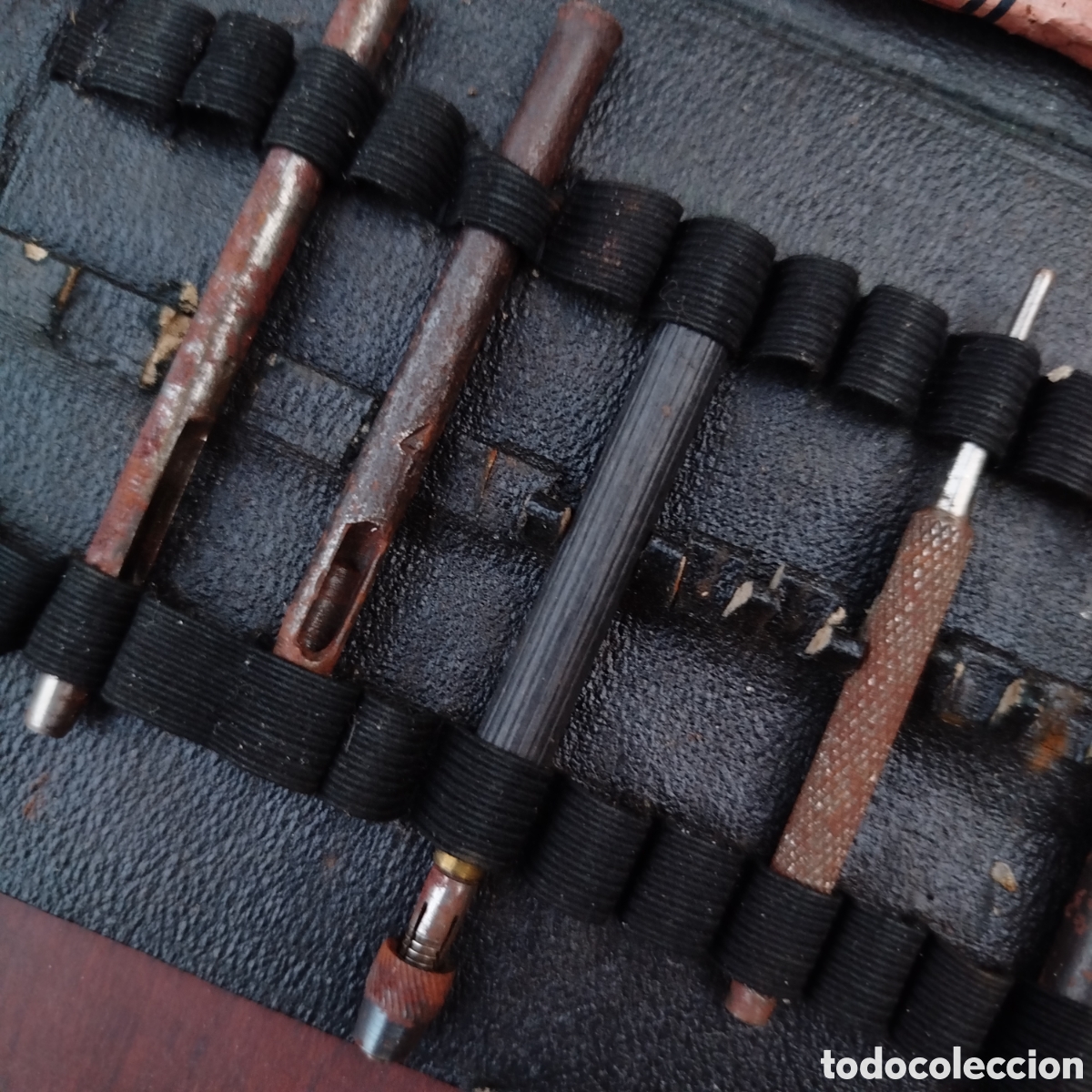 Antig&uuml;edades: Estuche de herramientas para metal - Foto 2