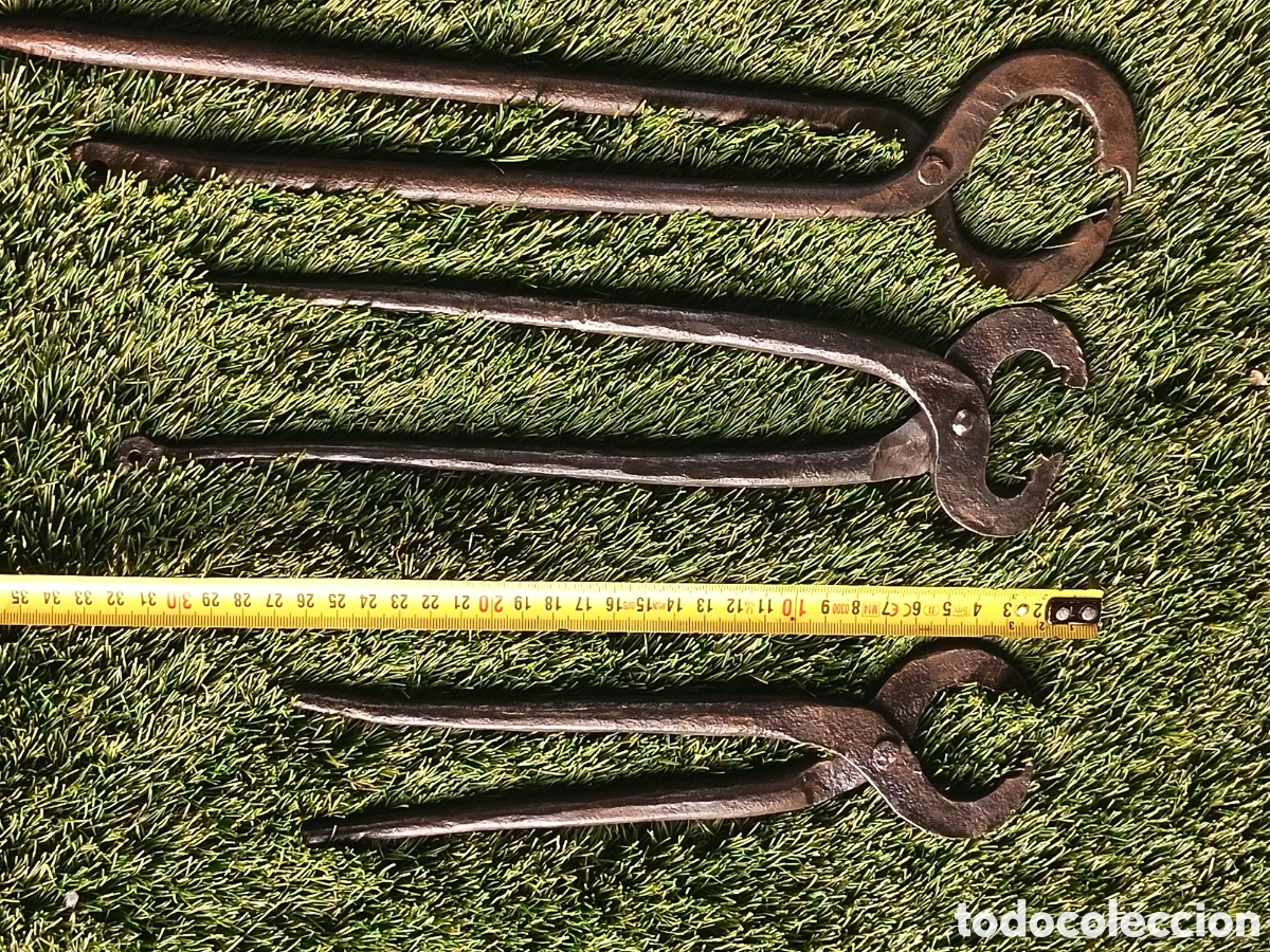 Antig&uuml;edades: Tenazas / pinzas de herrero antiguas, 25e unidad , buen estado general, tal y como se ve en las foto
