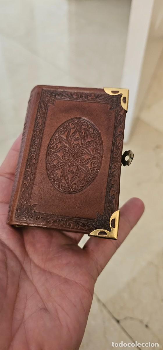 Antig&uuml;edades: Reloj solar con brujula bronce y madera