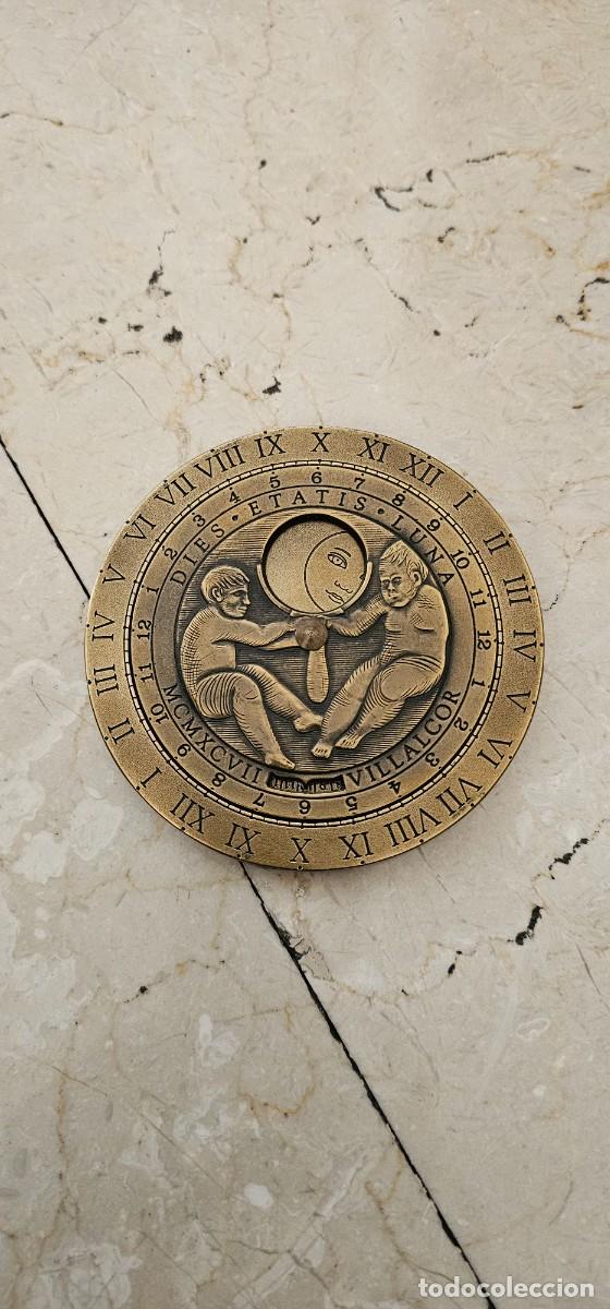 Antig&uuml;edades: Calendario lunar y de mareas bronce