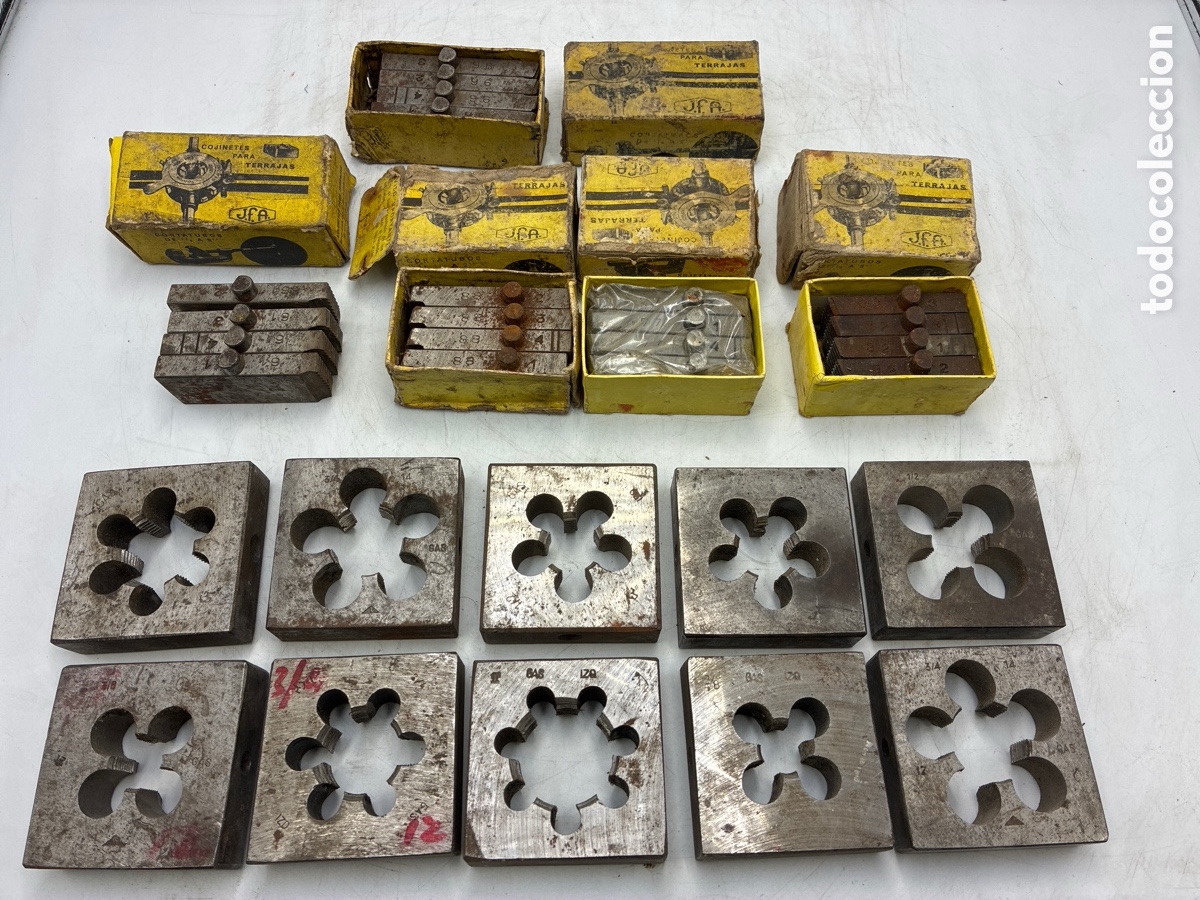 Antig&uuml;edades: Lote de Terrajas de Gran Tama&ntilde;o.