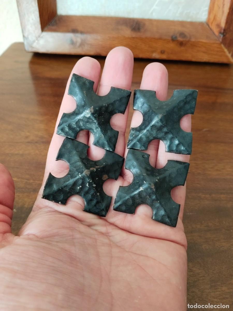 Antig&uuml;edades: 4 Clavos y una Tachuela. - Foto 4