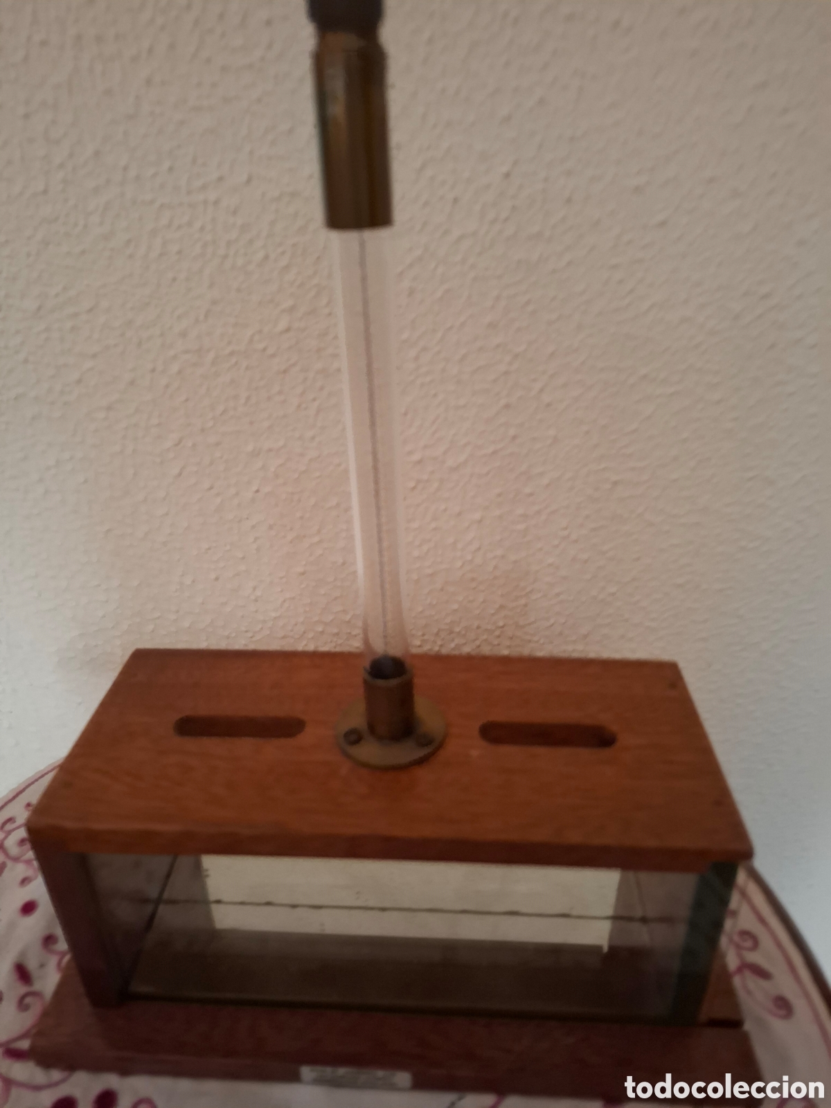 Antig&uuml;edades: Magnetometro de vibraci&oacute;n