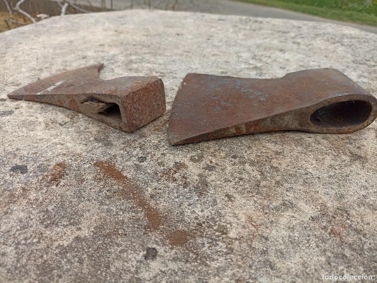 Antig&uuml;edades: Dos hachas sin mango