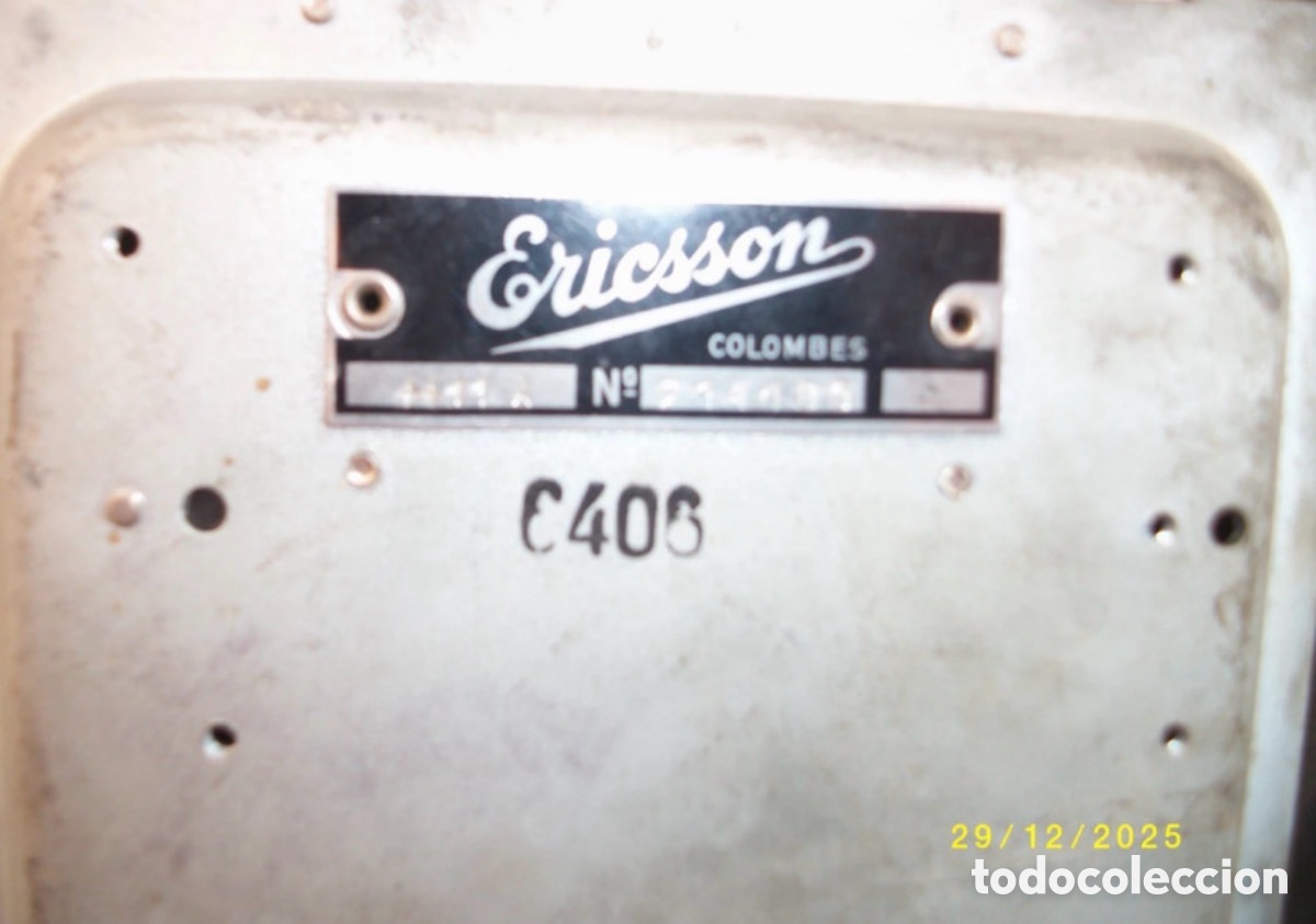 Tel&eacute;fonos: Antiguo tel&eacute;fono de baquelita Ericsson - Foto 2