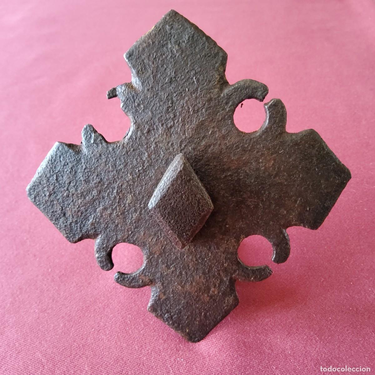 Antig&uuml;edades: ANTIGUO CLAVO DE HIERRO FORJADO, SIGLO XVII