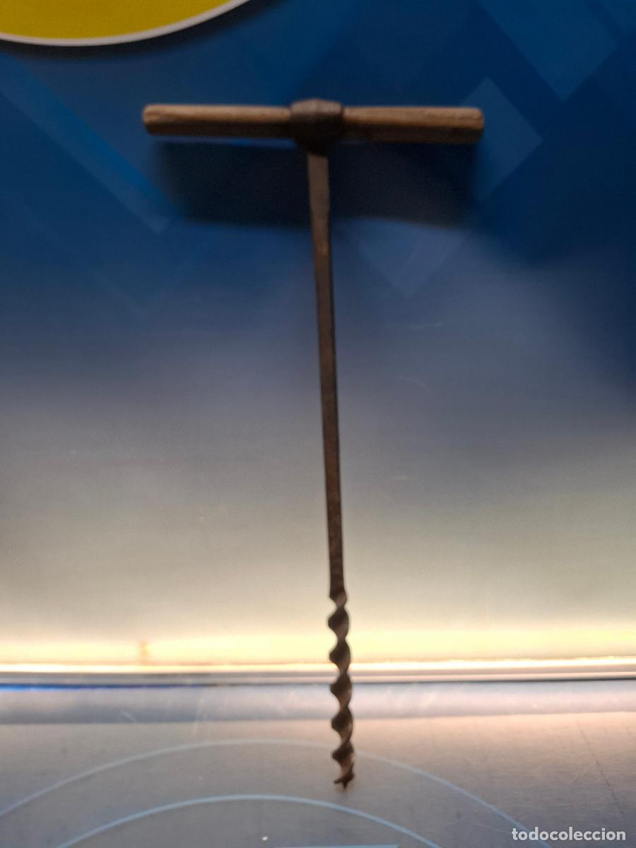 Antig&uuml;edades: Barrena de mano antigua