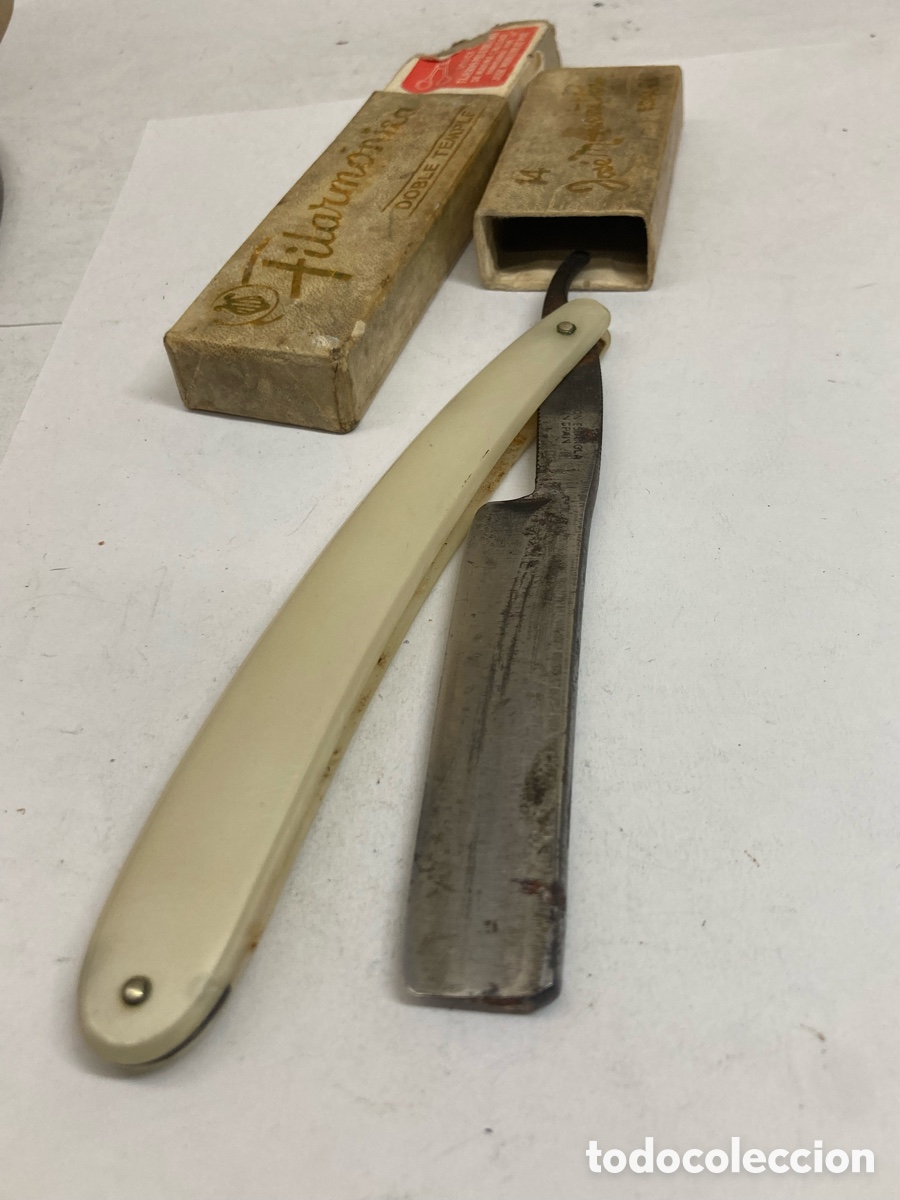 Antig&uuml;edades: Navaja de Barbero Filmonica