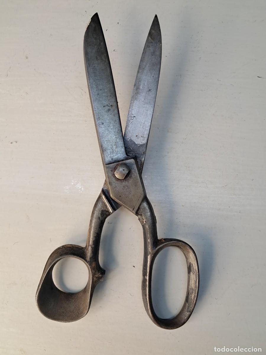 Antig&uuml;edades: TIJERAS DE SASTRERIA ANTIGUAS.