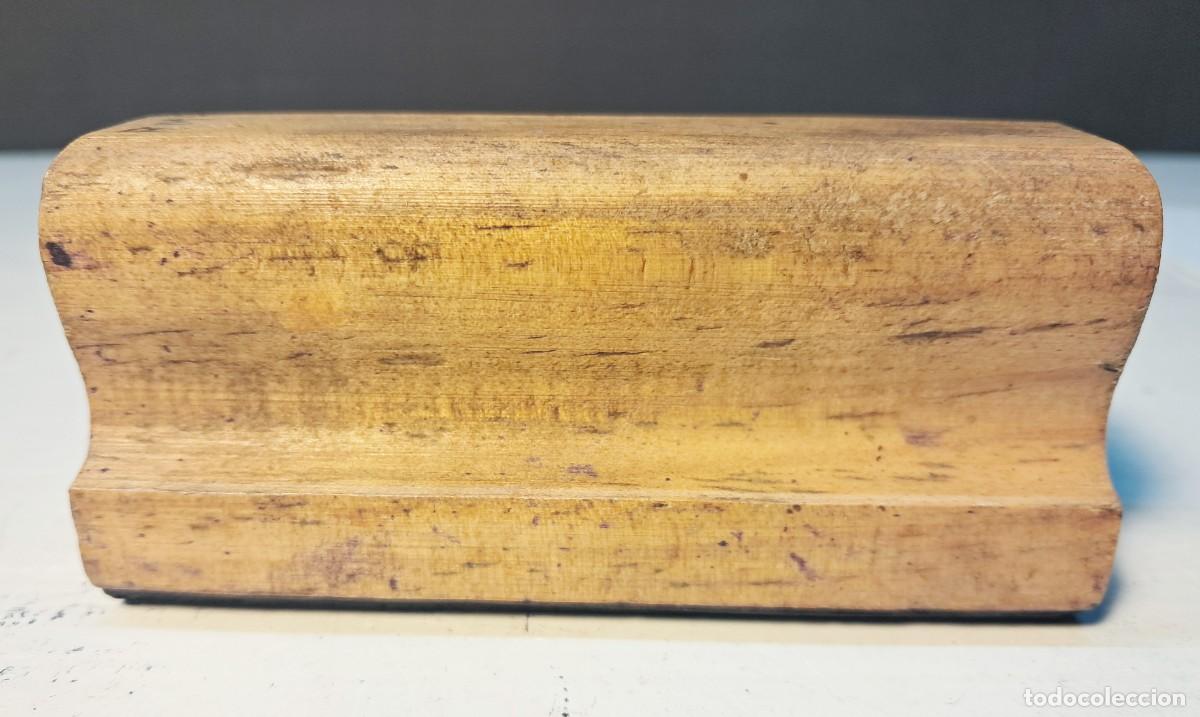 Antig&uuml;edades: ANTIGUO SELLO O TAMPON MANUAL.