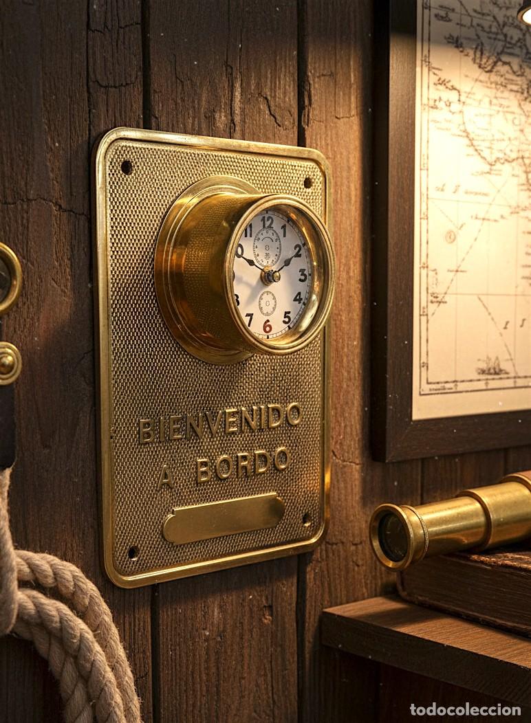 Antig&uuml;edades: RELOJ NAUTICO DE BRONCE PLACA DE PANEL BIENVENIDO A BORDO RELOJ DE MAMPARO DE BARCO QUARTZ