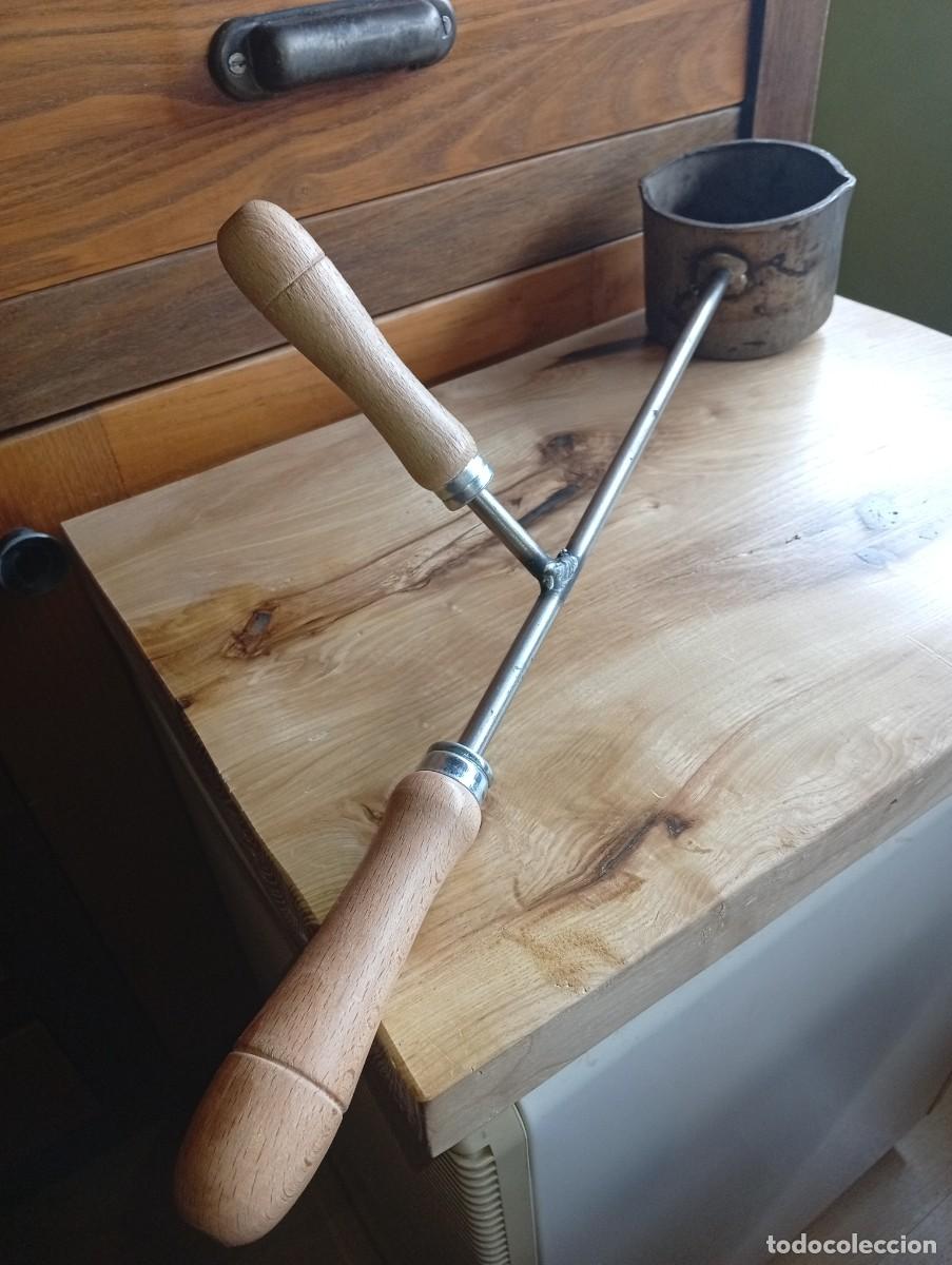 Antig&uuml;edades: Raro crisol fundici&oacute;n joyer&iacute;a platero para fundir metales vintage doble mango acero inox